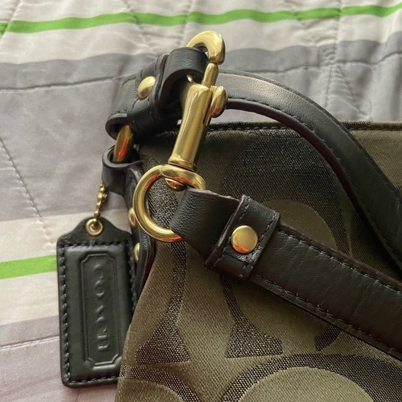 Coach Bag, Coach crossbody, Coach green bag. - Picture 6 of 16
